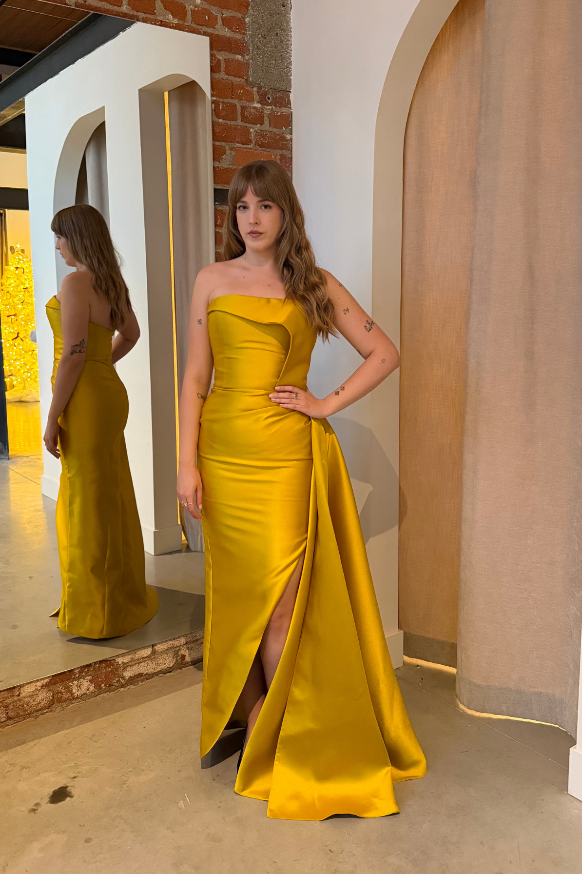 Elizabeth Gown by Nicole Bakti- RENTAL – The Fitzroy