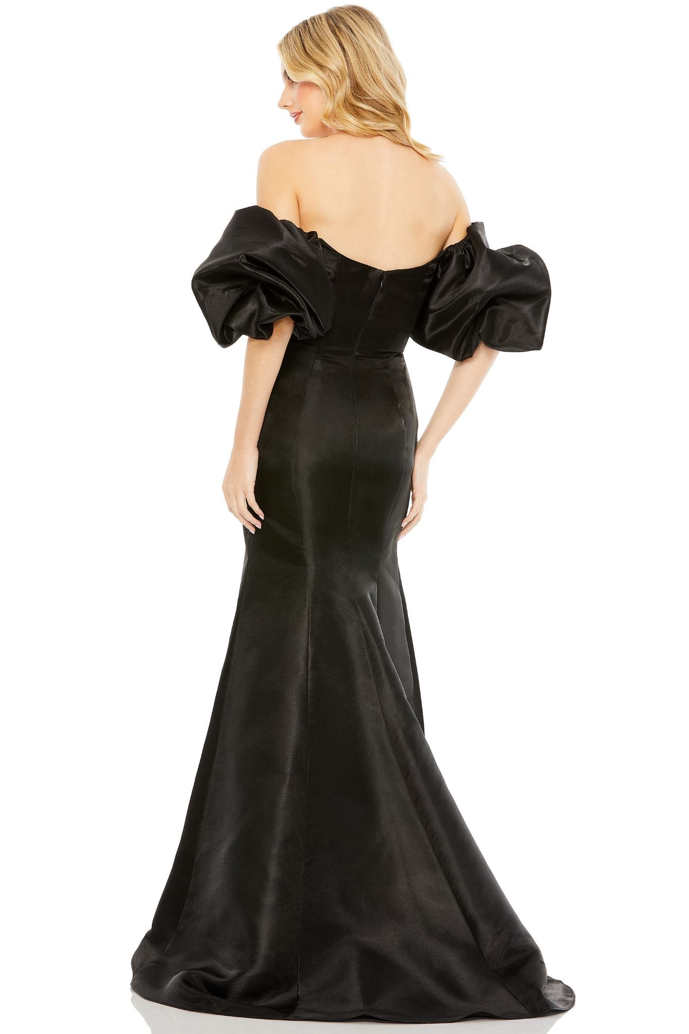 Manon Trumpet Gown in Black by Mac Duggal - RENTAL