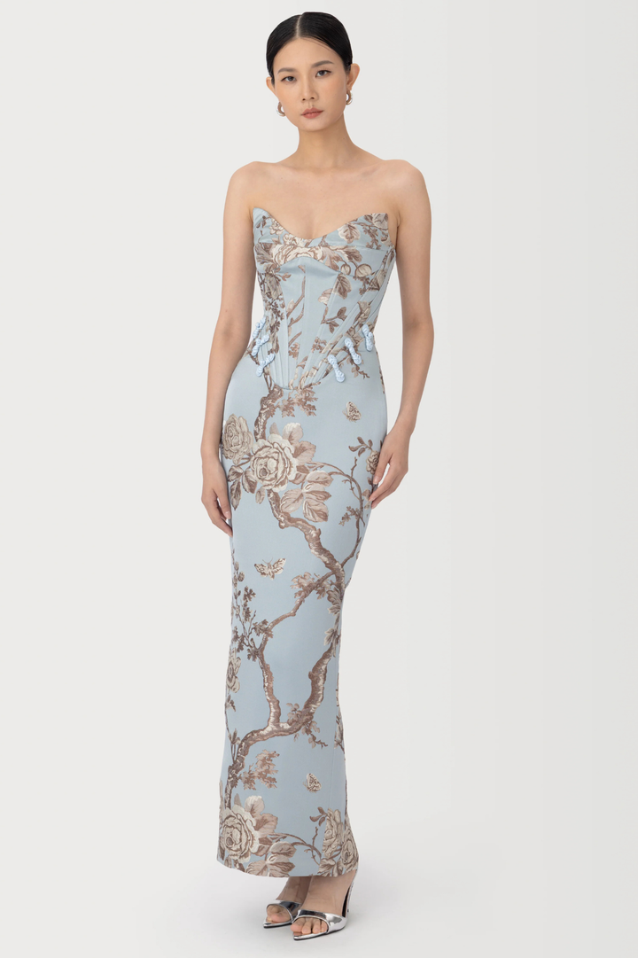 What to Wear to a Black Tie or Black Tie Optional Wedding in Canada | The Fitzroy What to Wear to a Black Tie or Black Tie Optional Wedding in Canada | The Fitzroy