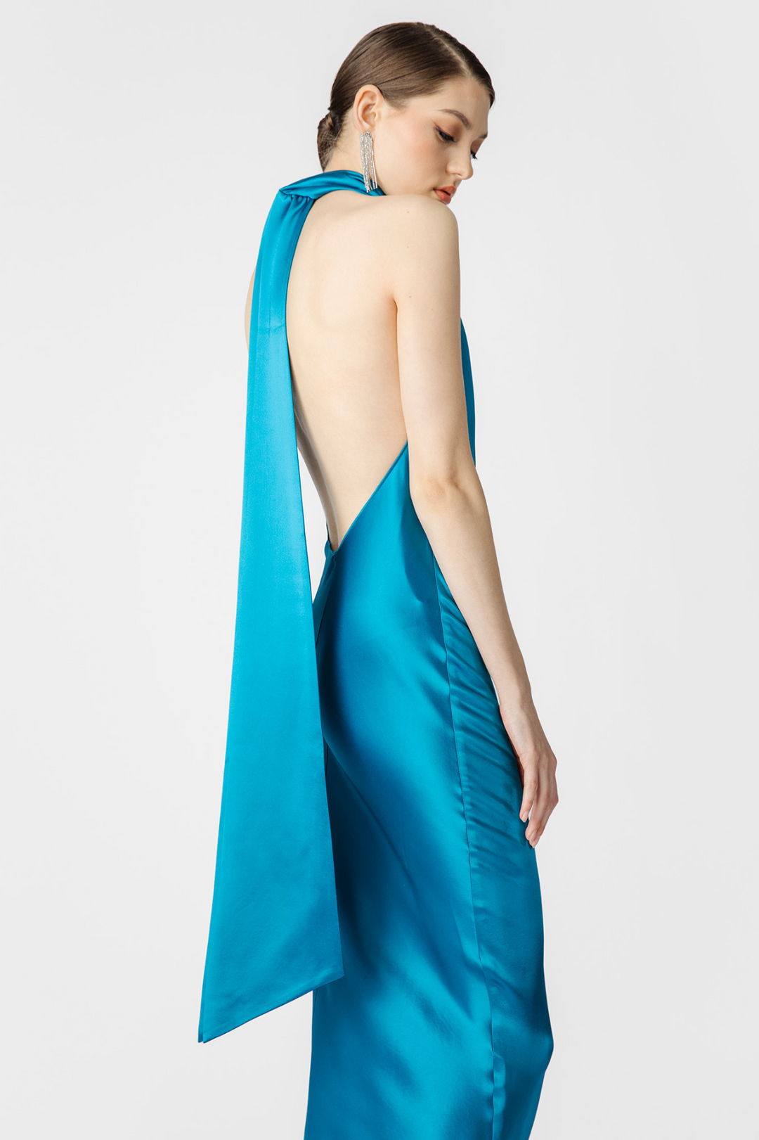 Pippa Petite Satin Gown in Peacock by Sau Lee - RENTAL – The Fitzroy