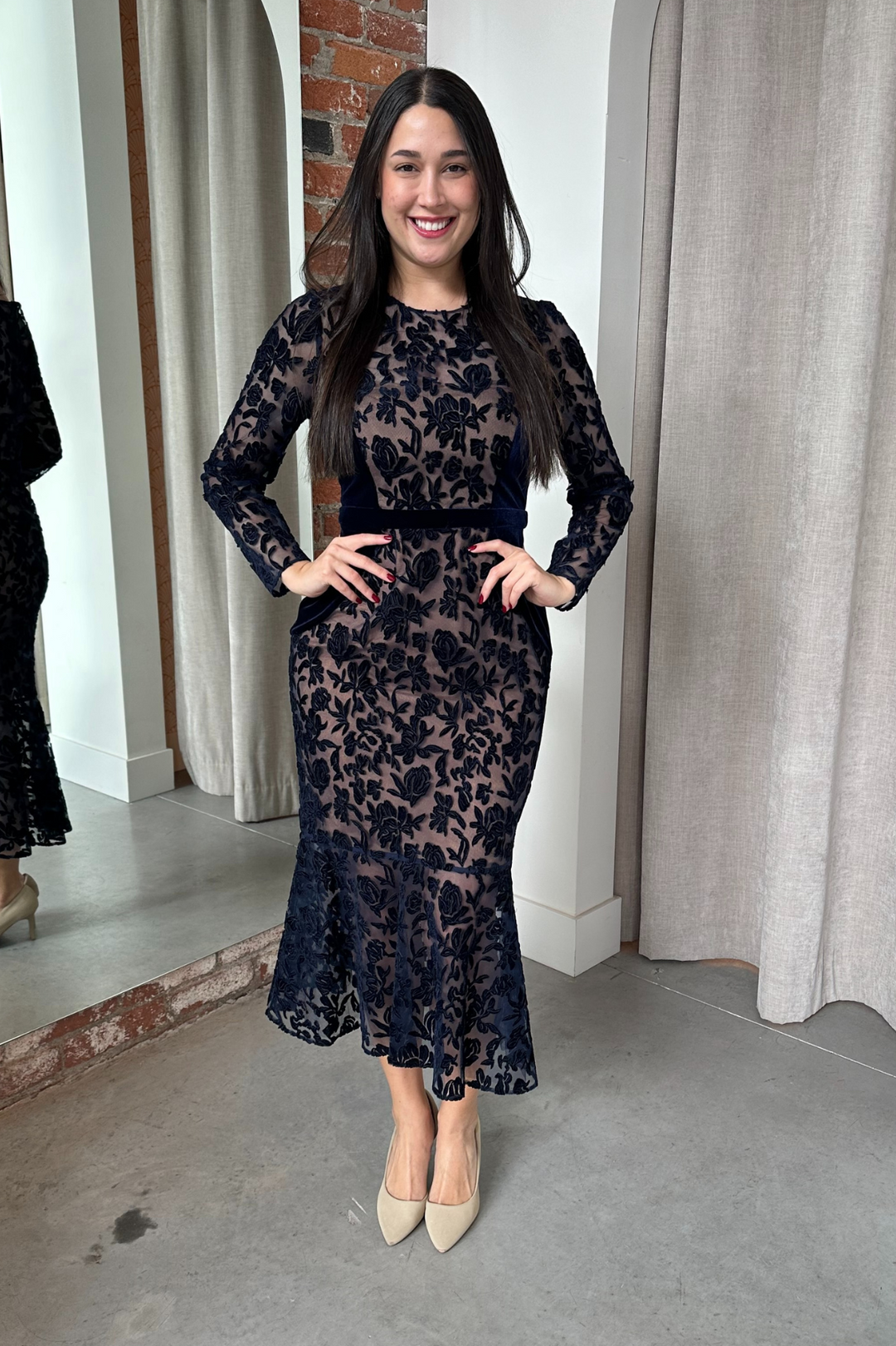 Vera Velvet Dress by Marchesa Notte - RENTAL The Fitzroy Vera Velvet Dress by Marchesa Notte - RENTAL The Fitzroy
