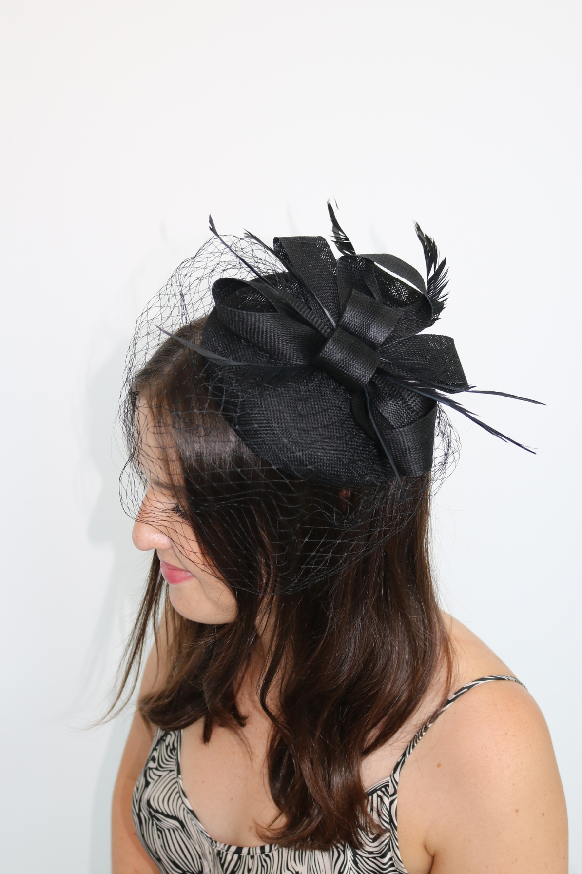 Eclipse Black Fascinator - RENTAL