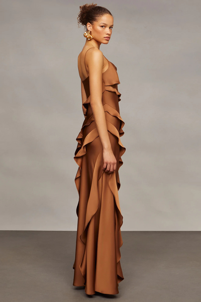 ellen-ruffle-nutmeg-amur-side