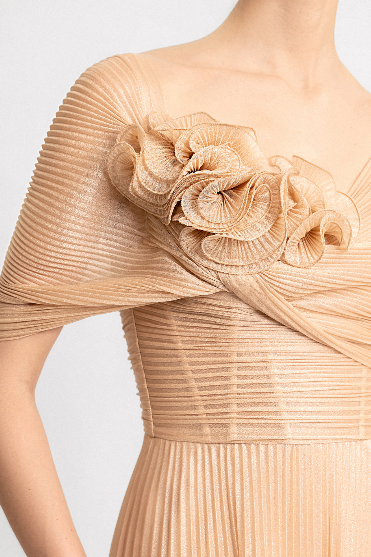 helios-gown-by-gemy-maalouf_4