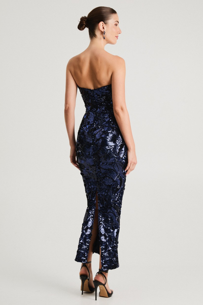 leslie-in-navy-by-helsi-back