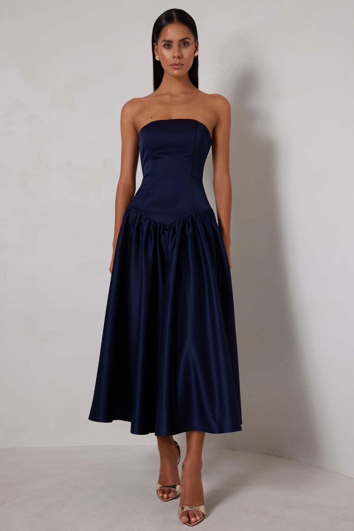 maggie-in-midnight-blue-front