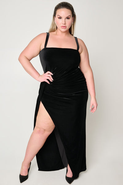 Domino Gown in Black by Black Halo - RENTAL