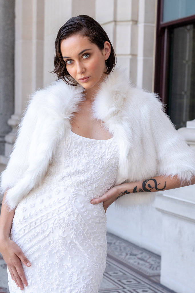 White cropped faux fur coat 2025