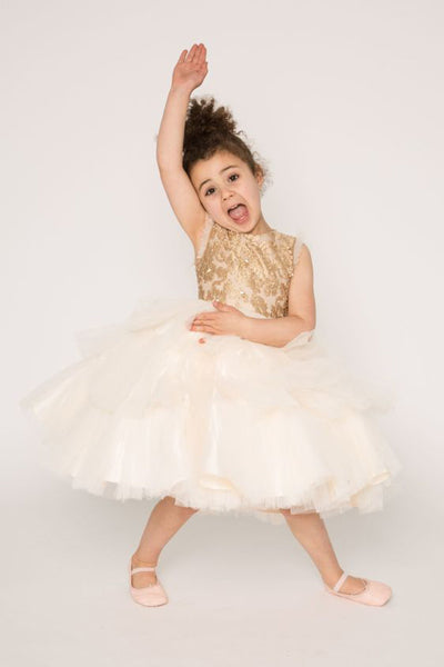 Flower girl designer dress rental Toronto, Flower girl designer dress rental Canada, little girl dress rentals