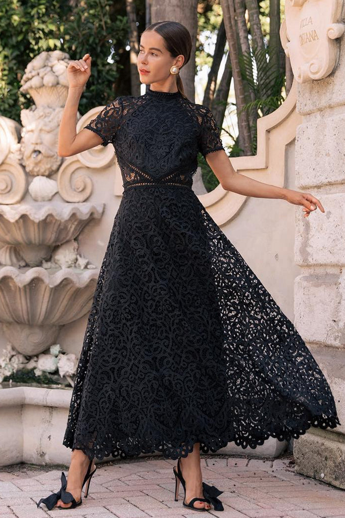 Black gown lace sale