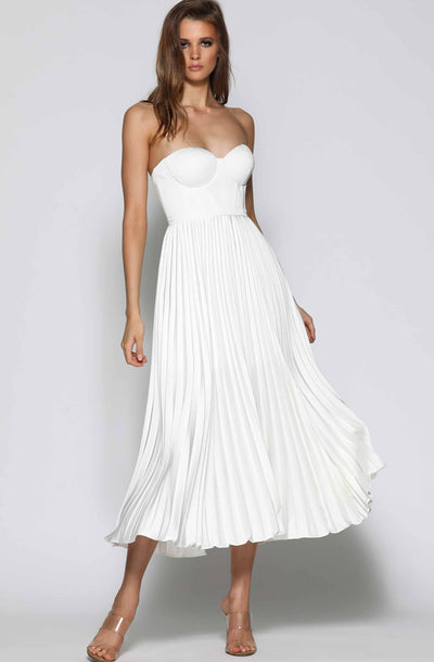 Milan Dress in White by Elle Zeitoune - RENTAL