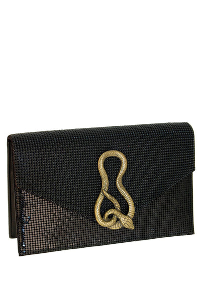 Serpent_structured_clutch_whiting_and_davis_at_Fitzroy